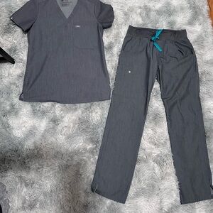 Figs Graphite Technical Scrub Set, size XS
